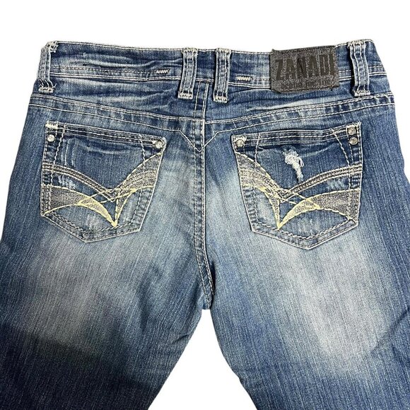 super cute distressed and embroidered y2k capri pants - Picture 3 of 8